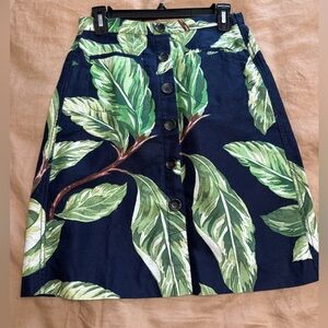 Ann Taylor linen blend button down Tropical Leaf Print knee length Skirt